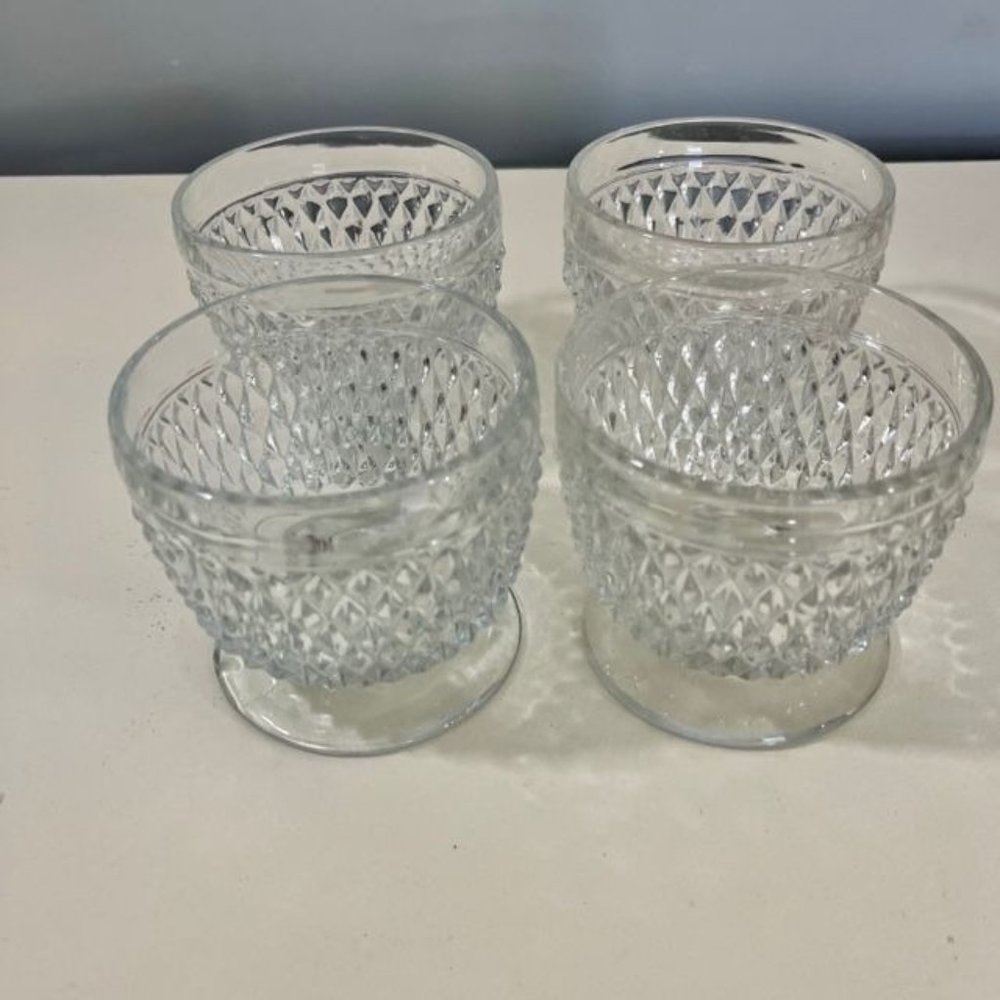 Vintage set of 4 clear glass footed desert glasses bowls cups diamond cube desig